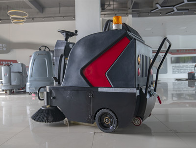 小型掃地車(chē) 小型掃地車(chē)
